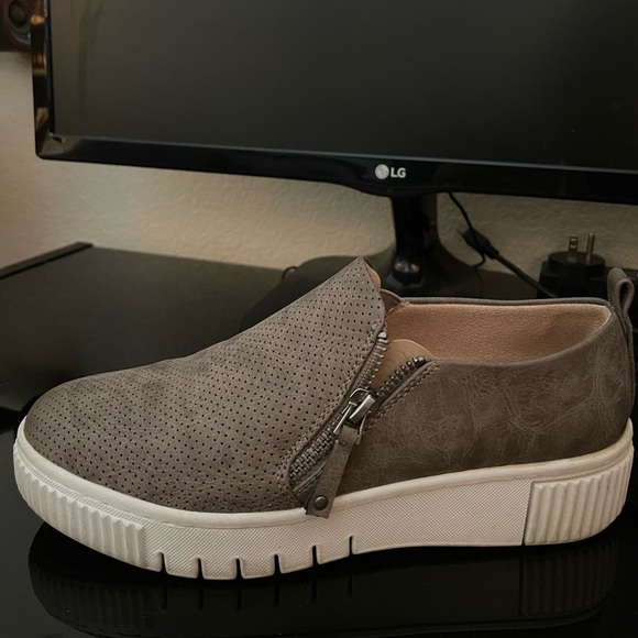 Soul Naturalizer Turner Slip-On - Picture 4 of 5